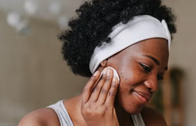 How Topical Skincare Product Can Fade the Look of Dark Spots